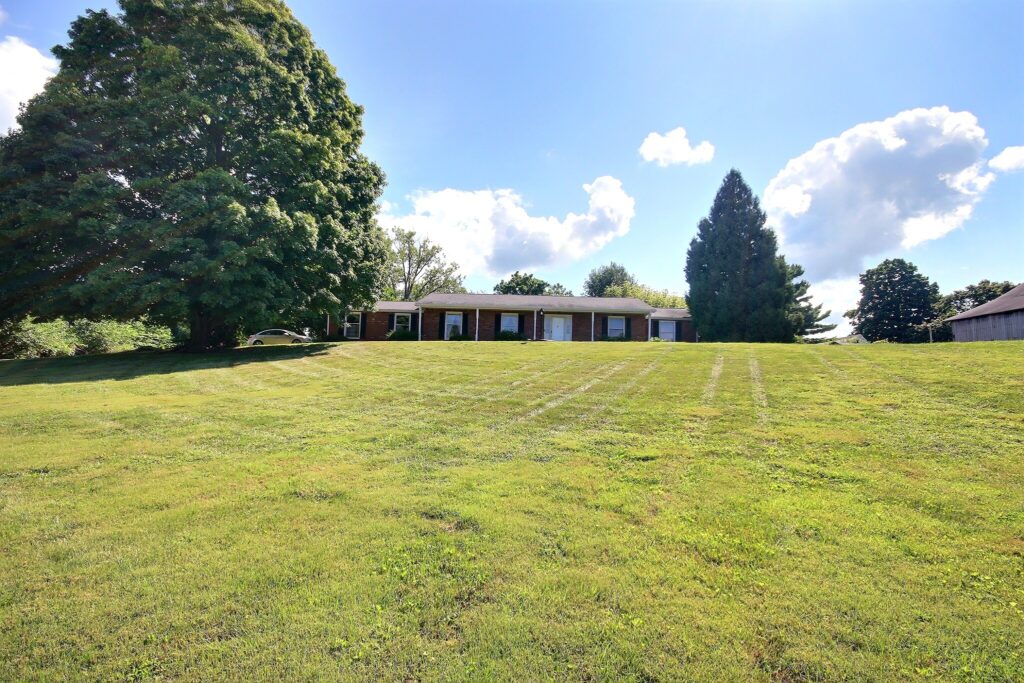 3 Bedroom Country Home on 3+Acres with 60×36 Barn Plus 624sqft Manufactured Home
