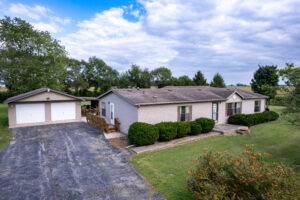 Featured image of property at 3659 S Warren Rd, Huntington, IN 46750