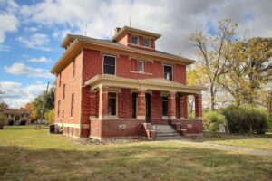 Featured image of property at 4426 S Calhoun St., Fort Wayne, IN 46807