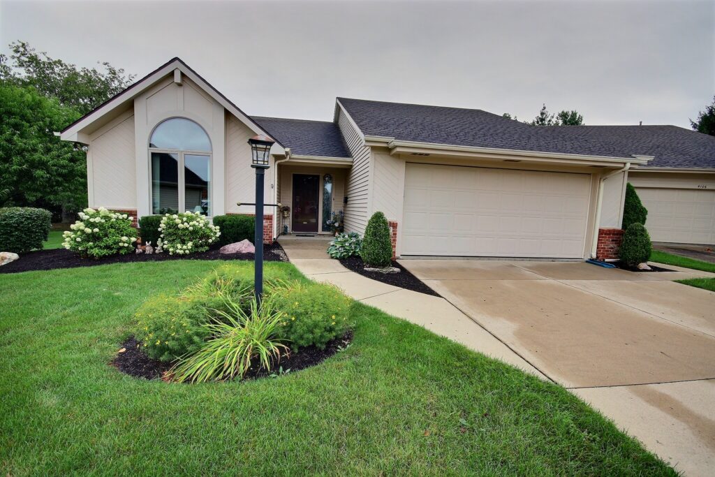 2 Bed 2 Bath Stand-Alone Condo in Desirable Northeast Fort Wayne with Newer Updates